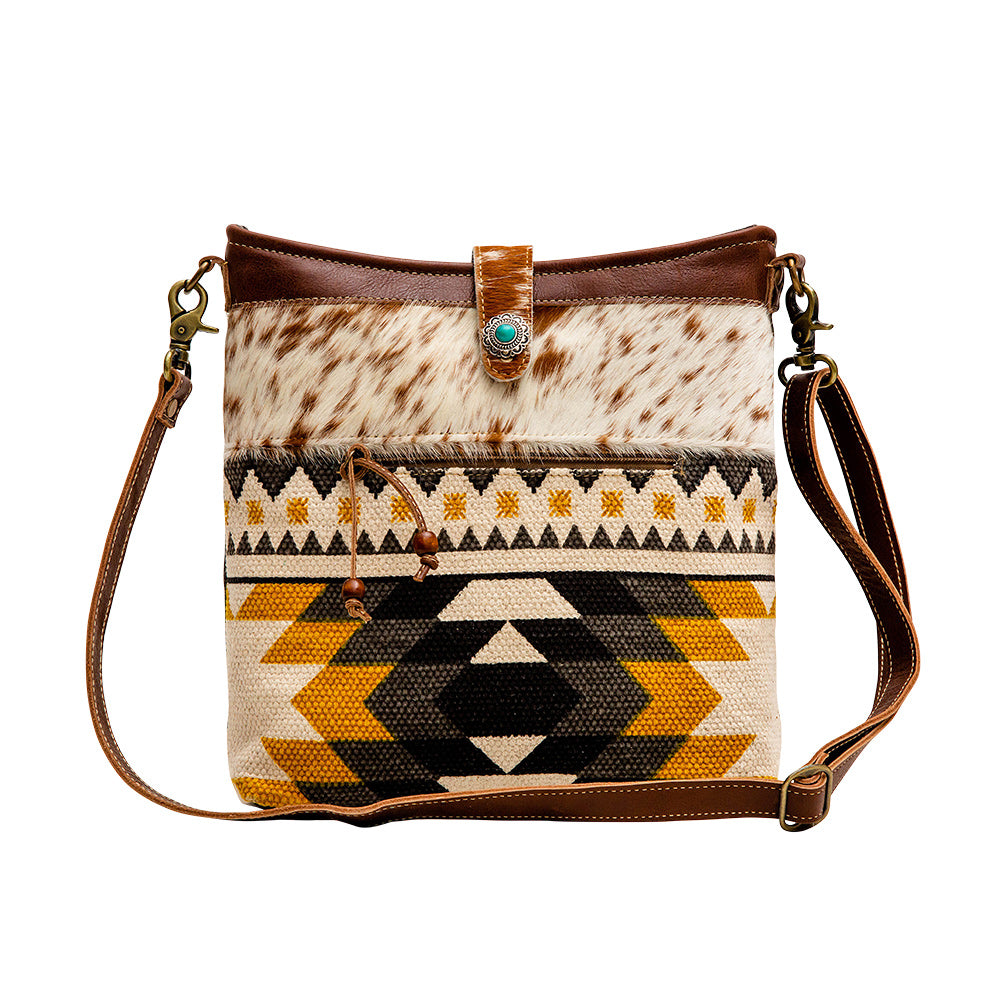 Krone Shoulder Bag - MyraUSA