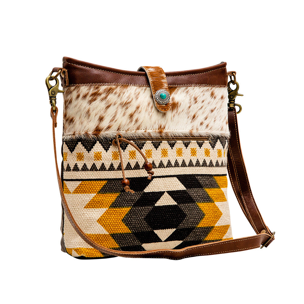 Krone Shoulder Bag - MyraUSA