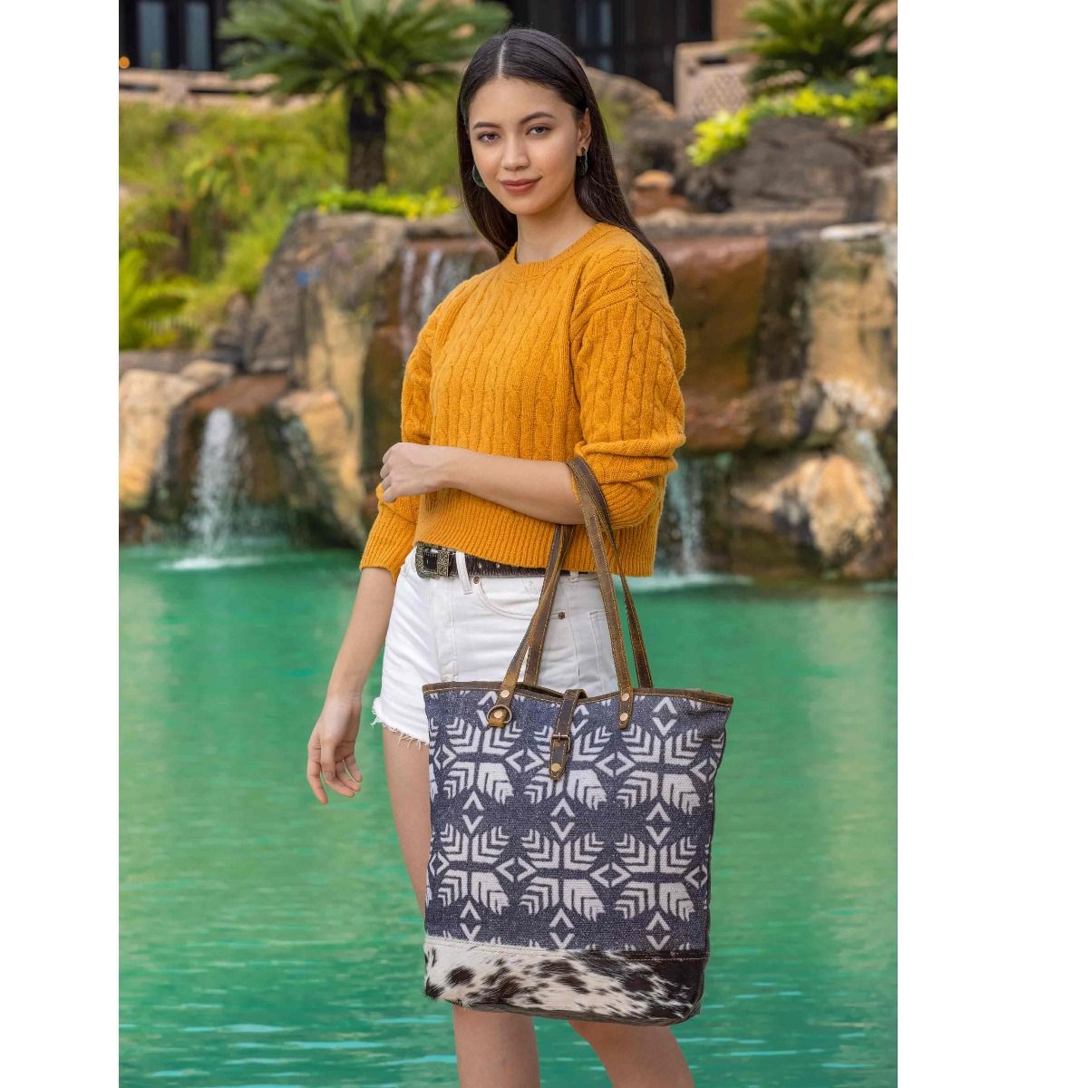 Folky Tote Bag - MyraUSA